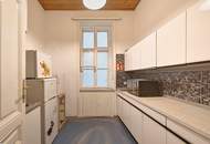 Renovierungsbedürftige 4,5-Zimmer Wohnung in zentraler Lage