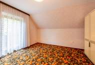Einfamilienhaus mit großem Grundstück in sonniger Ruhelage