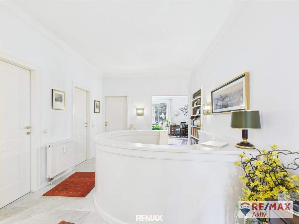 Exklusive 6-Zimmer-Maisonette mit Balkon, Terrasse & Spa