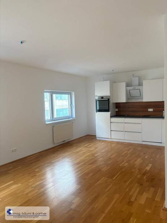 Zentral-begehbare 2 Zimmerwohnung mit Aussenfläche