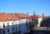 Schön sanierte Single/Pärchenwohnung mit Balkon