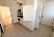 Singlewohnung! Dachgeschosswohnung Nähe U3 Kardinal Nagel Platz