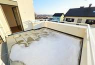 Viel Licht - Zwei Zimmer - Große Terrasse! Ideale Kleinwohnung mit dem extra WOW! Klimaaktiv Bronze! Ruhige Seitengasse + Luftwärmepumpe und Solaranlage + Perfekte Raumaufteilung + Garage!