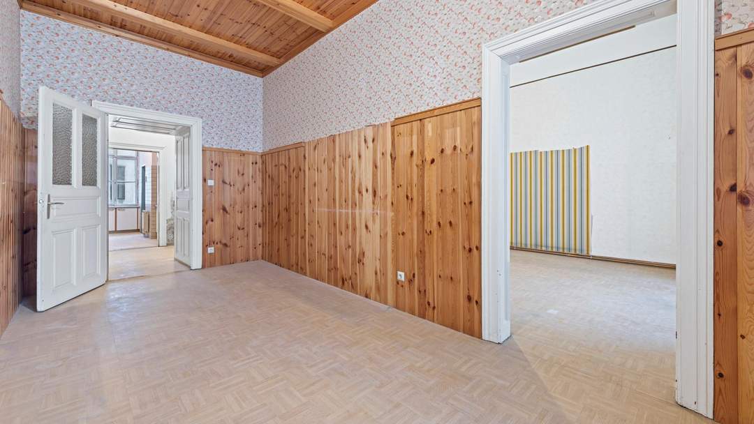 Hoflage im Servitenviertel, sanierungsbedürftige 3 Zimmer, ca. 68,47 m²