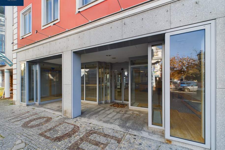 Geschäftshaus beim Hundertwasserbrunnen, Hauptplatz im Zentrum von ZWETTL, Gewerbeobjekt-miete, 4.139,00,€, 3910 Zwettl