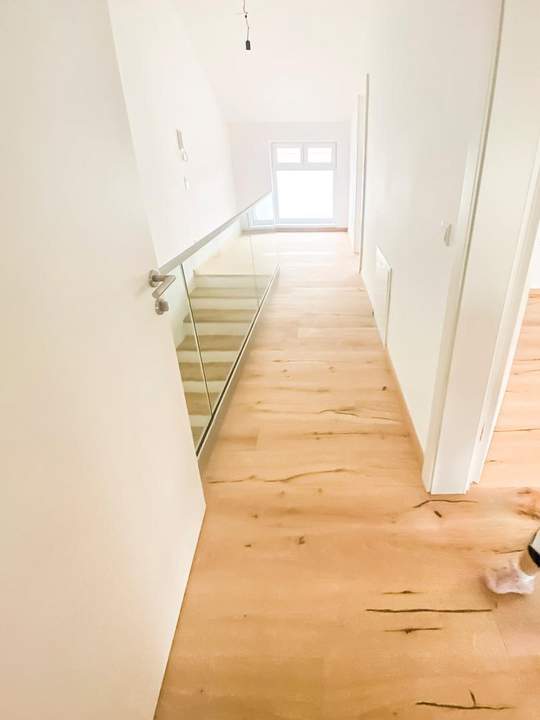 STADTnah wohnen, NATURnah leben - 4,5 Zimmer - NEUBAU-REIHENHAUS zu mieten - GARAGE inklusive!