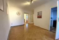 Zwei DG-Wohnungseigentumsobjekte auf einer Ebene nahe Währinger Einkaufsstraße, U6 und Volksoper