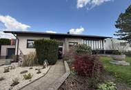 Bungalow mit Partykeller, Pool, Garage