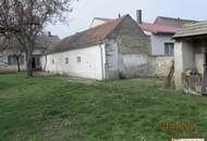 Baugrund 725m² mit altem Bauernhaus und schönem Ausblick in 7141 Podersdorf am See – Ihr Traumgrundstück!