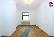 RESERVIERT! Sanierter Bauernhof mit zwei Wohnungen und großem Grundstück