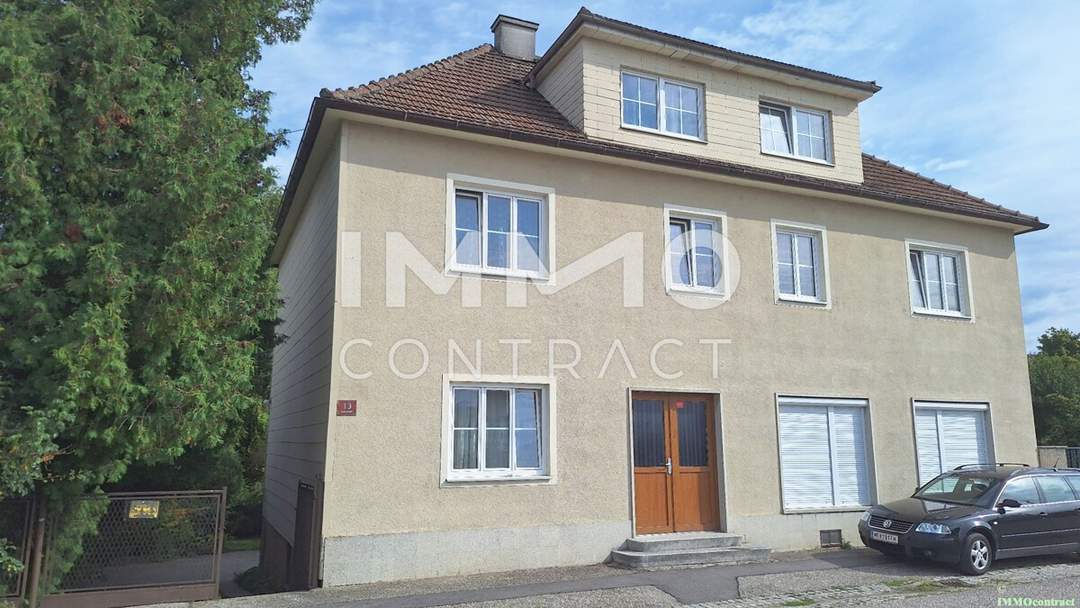 Geräumiges Mehrfamilienhaus mit großem Garten, sowie ehemaligen kleinen Geschäftslokal neben Bahnhof