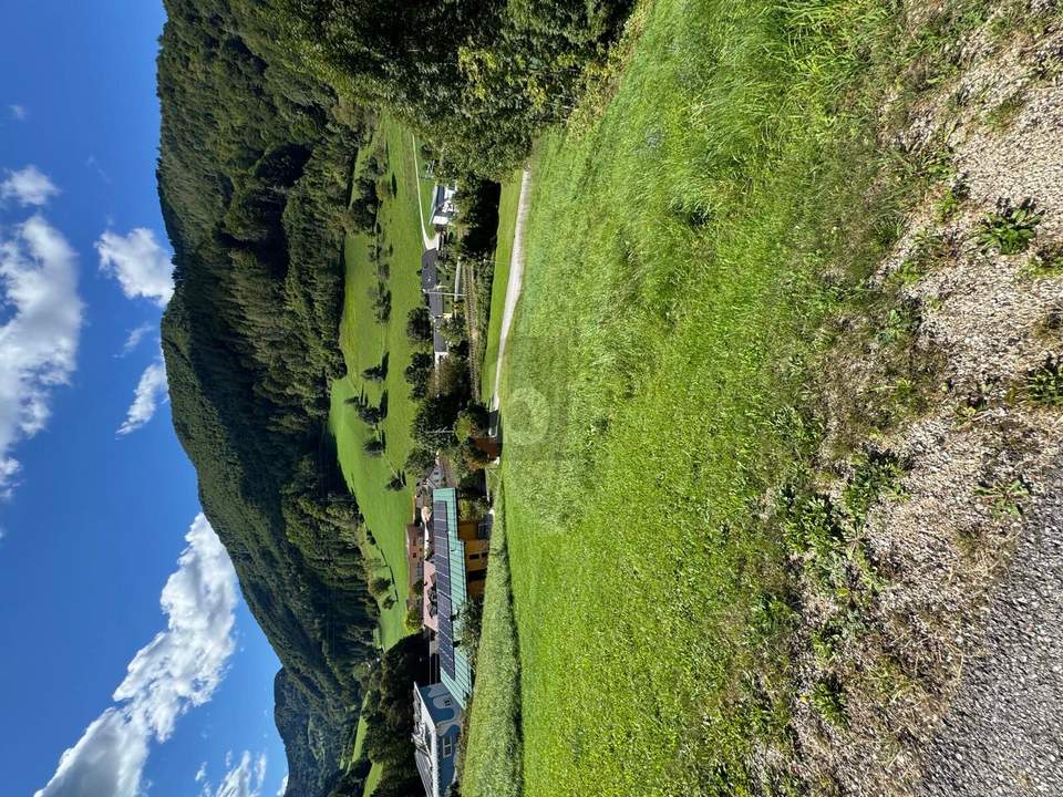 RUHE, SONNE &amp; AUSBLICK - STADTNAH UND FAMILIENFREUNDLICHES GRUNDSTÜCK