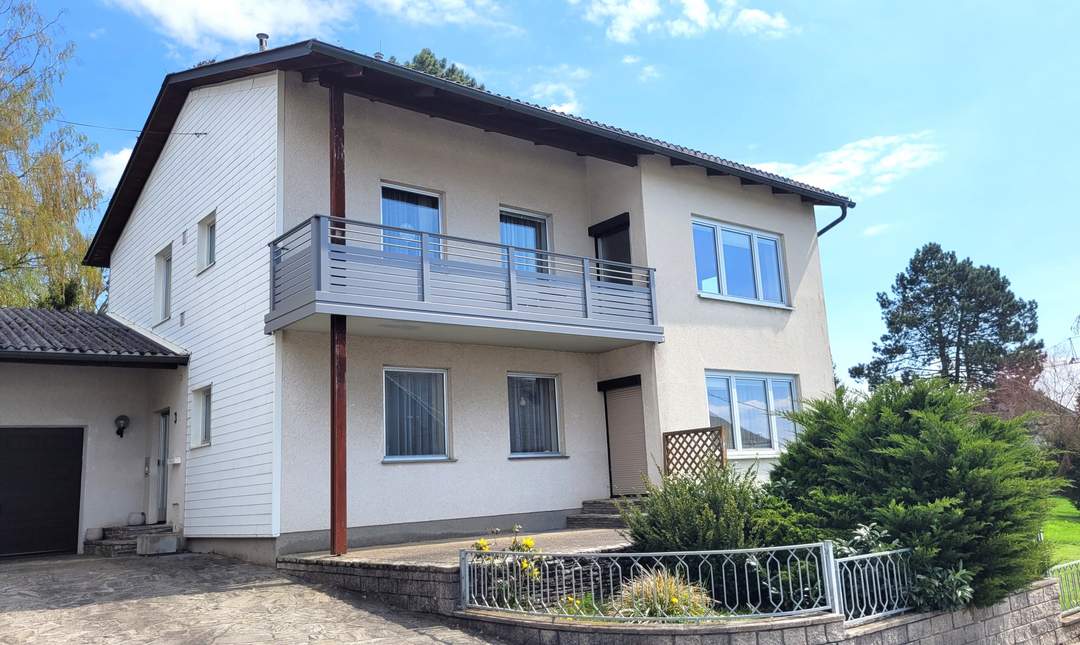 Zweifamilienhaus in top Lage