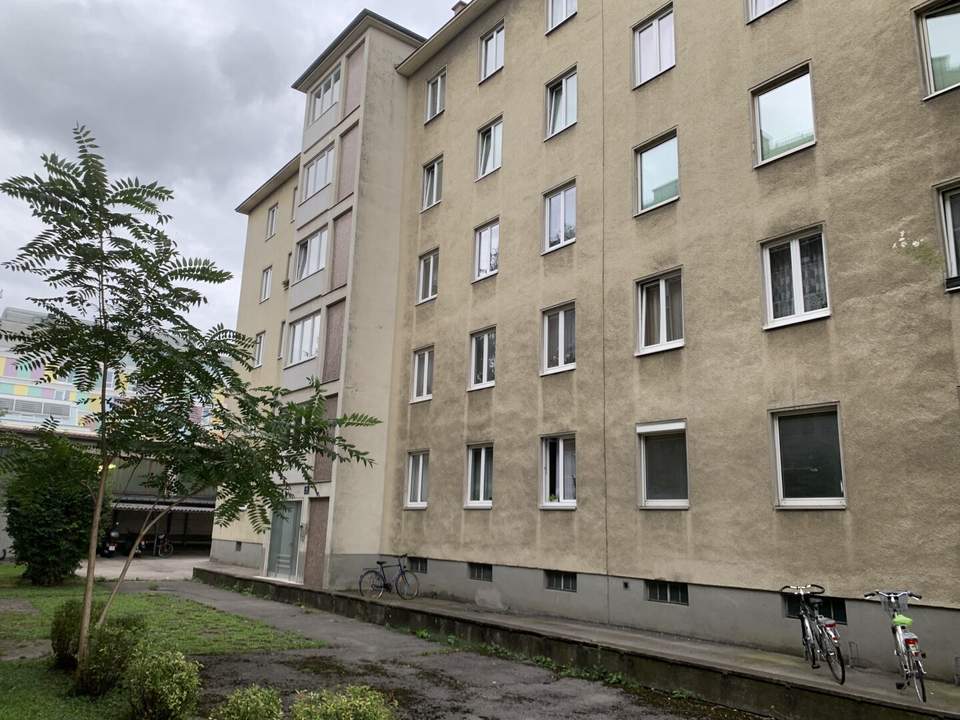 Charmante 3-Zimmer-Wohnung mit Loggia in St. Pölten