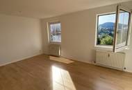 Helle Maisonette-Wohnung mit Weitblick und Wohlfühlambiente