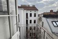 Bandgasse / Sanierungsbedürftige 2 Zimmer Wohnung Dachgeschoß / Charmanter Altbau