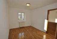 Sehr nette 3-Zimmer-Wohnung im Erdgeschoß eines Zweifamilienhauses