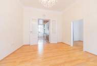 Lichtdurchflutete 65 m² Altbauwohnung in gut angebundener Ruhelage
