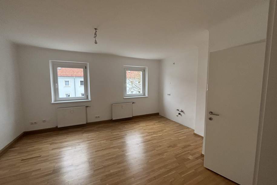 AB SOFORT: frisch sanierte, helle Single-Wohnung mit idealer Raumaufteilung in Steyr Münichholz! Gemütliche Wohnküche und separates Schlafzimmer versprechen höchsten Wohnkomfort!, Wohnung-miete, 335,36,€, 4400 Steyr(Stadt)