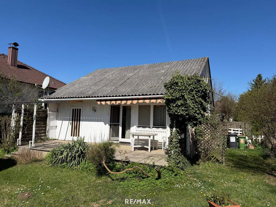 Kleines Haus mit ausgezeichneter Verkehrsanbindung