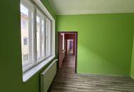 Sanierungsbedürftiges Wohn- und Geschäftshaus in Innenstadtlage