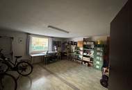 Wohnhaus - auch für zwei Familien geeignet