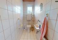 Zweifamilienhaus mit zwei separaten Wohneinheiten, Balkon, Garage und Carport in ruhiger Lage von Knittelfeld