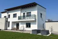 Neuwertiges Traumhaus mit Fernblick