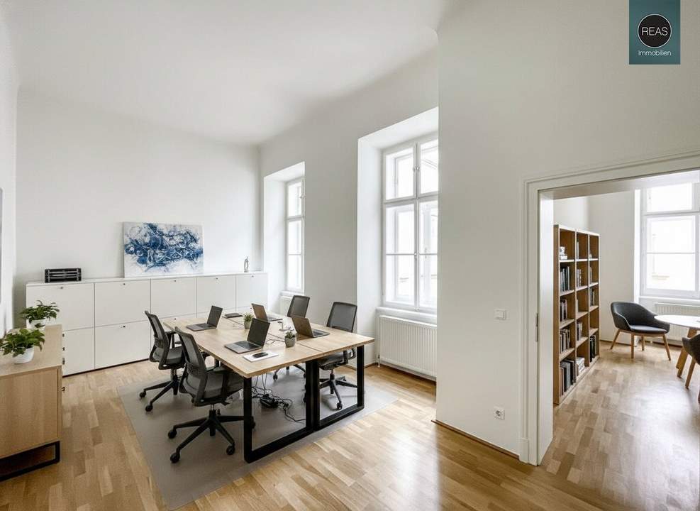 BÜRO in historischem Denkmal-Haus in Toplage der Innenstadt!