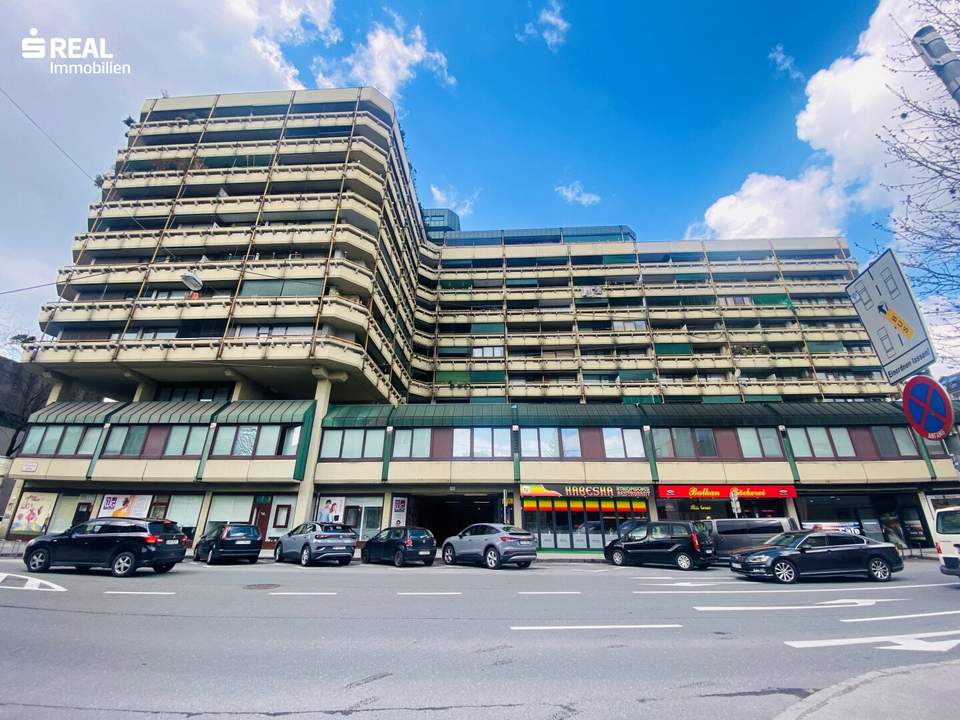 Gepflegte Garconniere im Lichthaus mit TG-Stellplatz