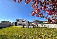 Hochwertig. Modern. Anders. – Exklusives Einfamilienhaus mit Pool!