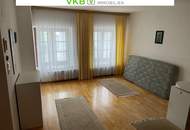 Vielseitig nutzbares Mehrfamilienhaus mit Entwicklungspotenzial in zentraler Lage