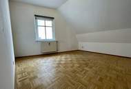 Cheap apartement in the center of Graz! Günstige Dachgeschoss-Innenstadt-Wohnung mit 69 Quadratmetern Wohnfläche! WG geeignet!