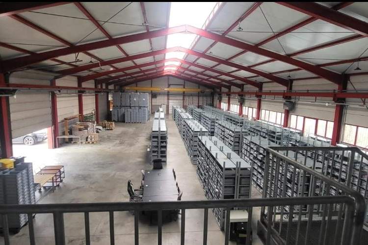 *Plätze Lagerhalle ++ ab 20 bis 250m2 + 2 Autoabstellplätze + Mitbenutzung von Gabelstapler & Kran, Gewerbeobjekt-miete, 11,52,€, 3425 Tulln