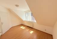 Charmante 3-Zimmer Dachgeschosswohnung mit Top-Anbindung an die Öffis