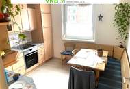 BESTLAGE FROSCHBERG – Stilvolles Wohnen auf 4 Zimmern mit Loggia und Garage