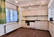 "In Kaufabwicklung"! EIN - ZWEIFAMILIENHAUS MIT RENOVIERUNGSBEDARF IN SONNIGER LAGE