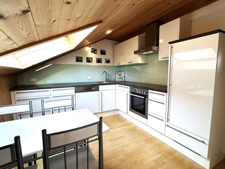 Großzügige Maisonette in Toplage – Ideal für WG oder Gewerbe!