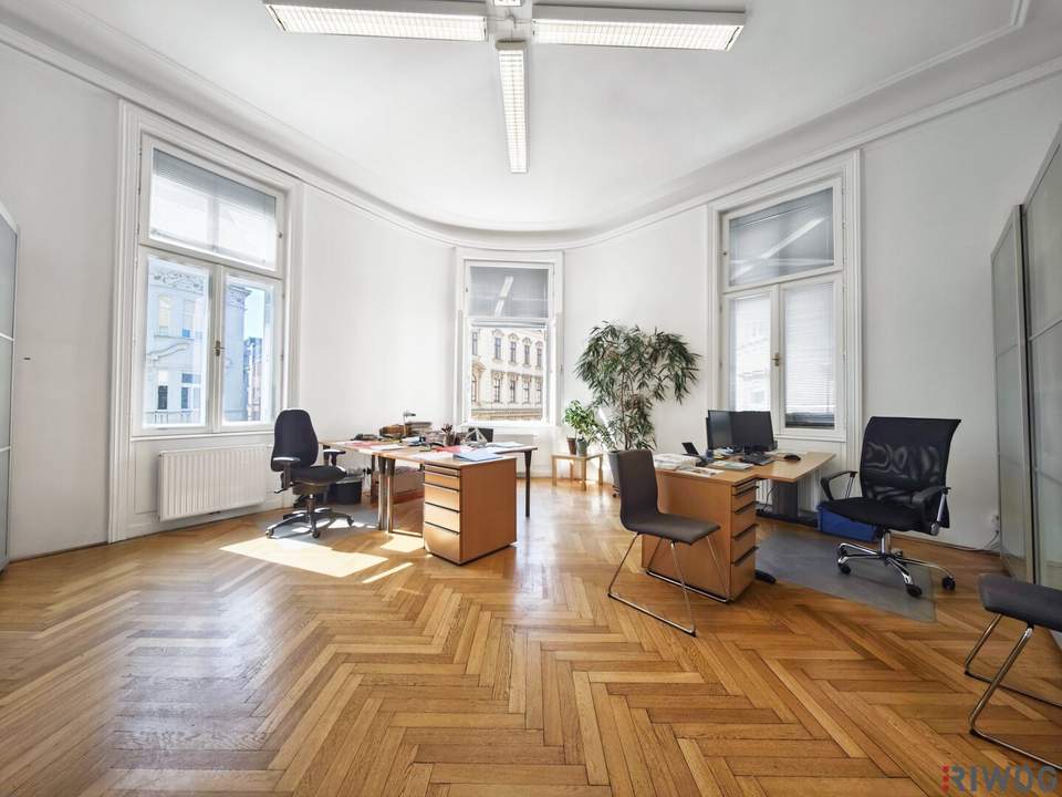 Topsaniertes Stilaltbaubüro in Naschmarktnähe | sehr hell | 154m² mit 4 bis 5 Zimmern | Luftwärmepumpe