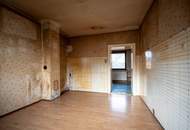 Sanierungsbedürftiges Einfamilienhaus zentral gelegen! (Provisionsfrei)