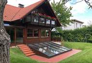 BEGEHRTE WOHNLAGE AM MÜHLWASSER: HOCHWERTIGES WOHNJUWEL ALS EINFAMILIENHAUS IN AUSGEZEICHNETER, SEHR RUHIGER WOHNLAGE MIT HALLENBAD, SAUNA UND FITNESSRAUM