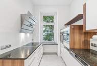 In Bestlage nahe Karmelitermarkt: Zentral begehbare Maisonette-Altbauwohnung in sehr gepflegtem Zustand und freiem Blick