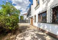 MIETKAUF | Ca. 404 m² Nutzfläche | Sanierungsbedürftig | Potenzial zum Luxuseinfamilienhaus oder Mehrgenerationenhaus | Ost/West | Großer Garten &amp; Garage