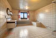 Zweiparteienhaus in Lauteracher Toplage mit fast 1.000m² Grundstück