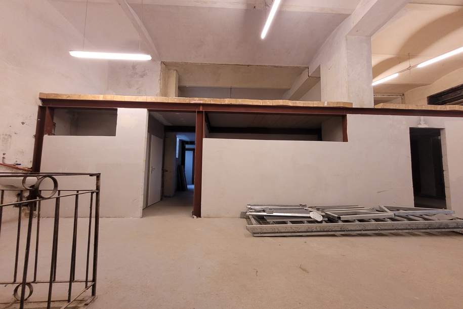 Branchenfreies Geschäftslokal/Büro mit Gestaltungsmöglichkeiten, Gewerbeobjekt-miete, 3.900,86,€, 1140 Wien 14., Penzing