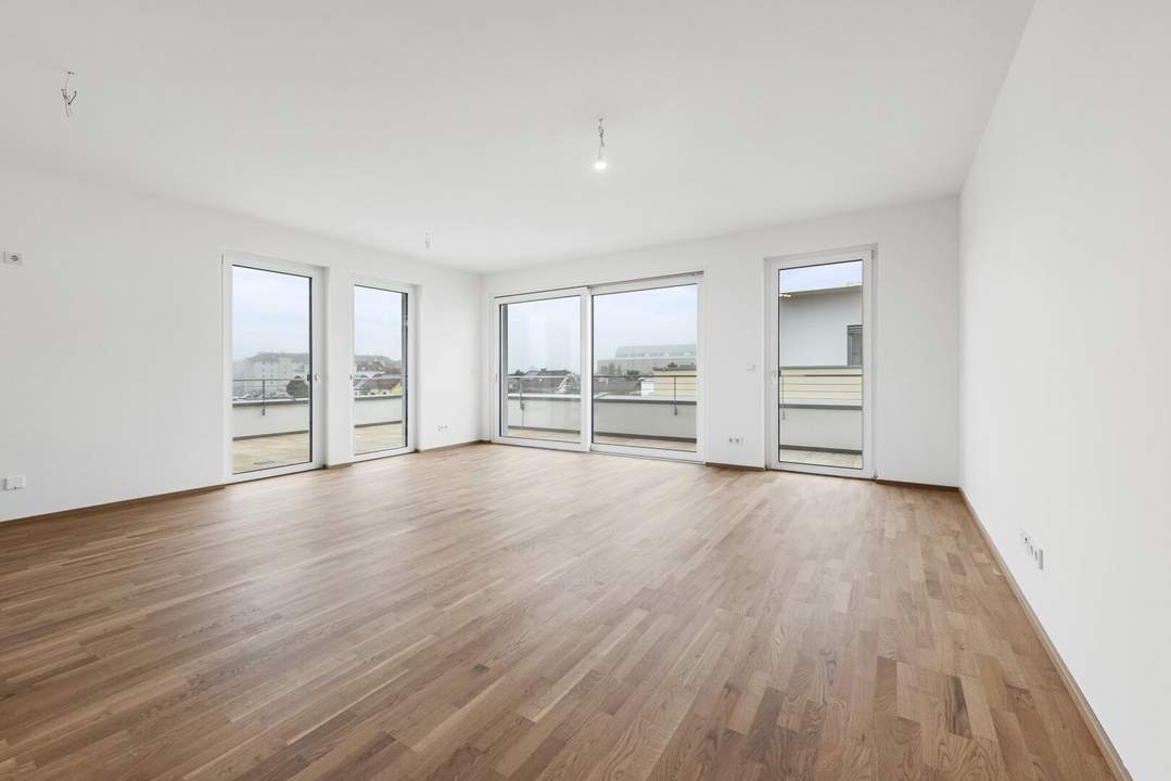 PROVISIONSFREI! Lichtdurchflutete 4-Zimmer-Dachgeschoßwohnung | Traumhafte Rundumterrasse | Schrankraum