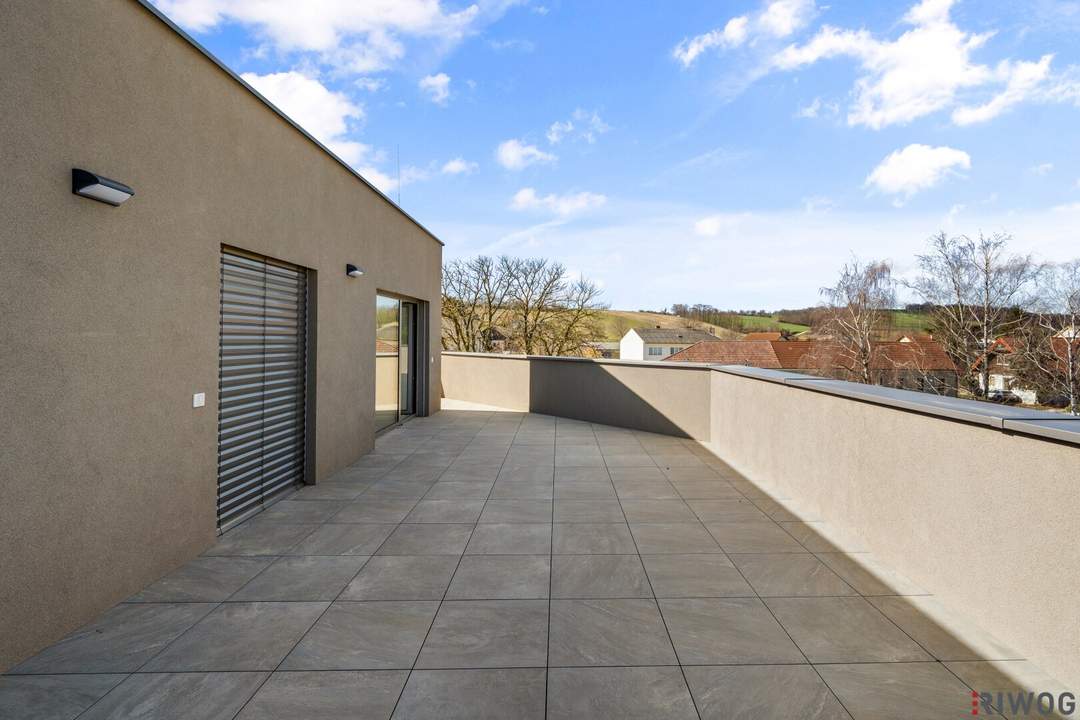 Dachgeschoss *** 4-Zimmer mit über 140m² Terrasse / Loggia *** Leben im Weinviertel *** Nähe Wolkersdorf und Gerasdorf