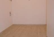 100 % Altbau-Feeling - Helle, geräumige 2-Zimmer-Wohnung im Linzer Stadtzentrum