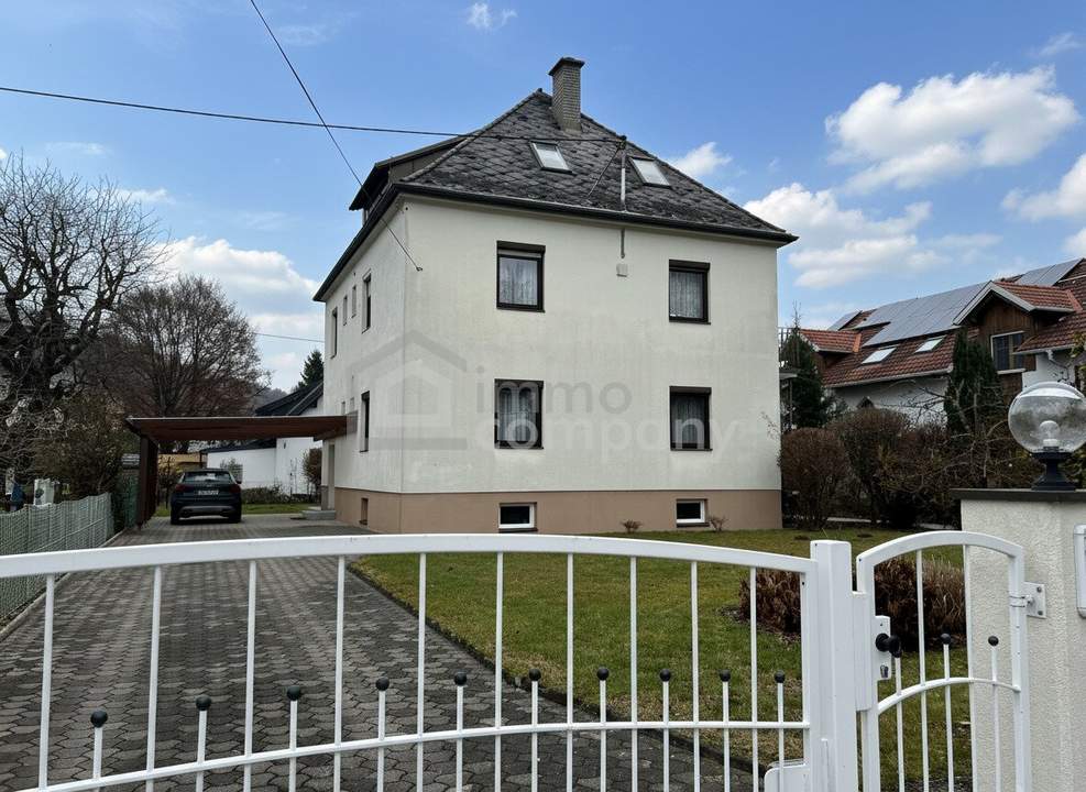 NAH AM SEE! Großes gepflegtes Haus in Krumpendorf – ca. 255m² mit Garten für 990.000€!