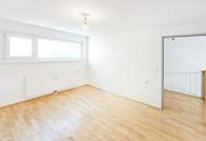 Provisionsfrei! Rendite: 3,5%: noch 1,5 Jahre vermietet-südseitiger Townhouse-Gartentraum/Ruhelage